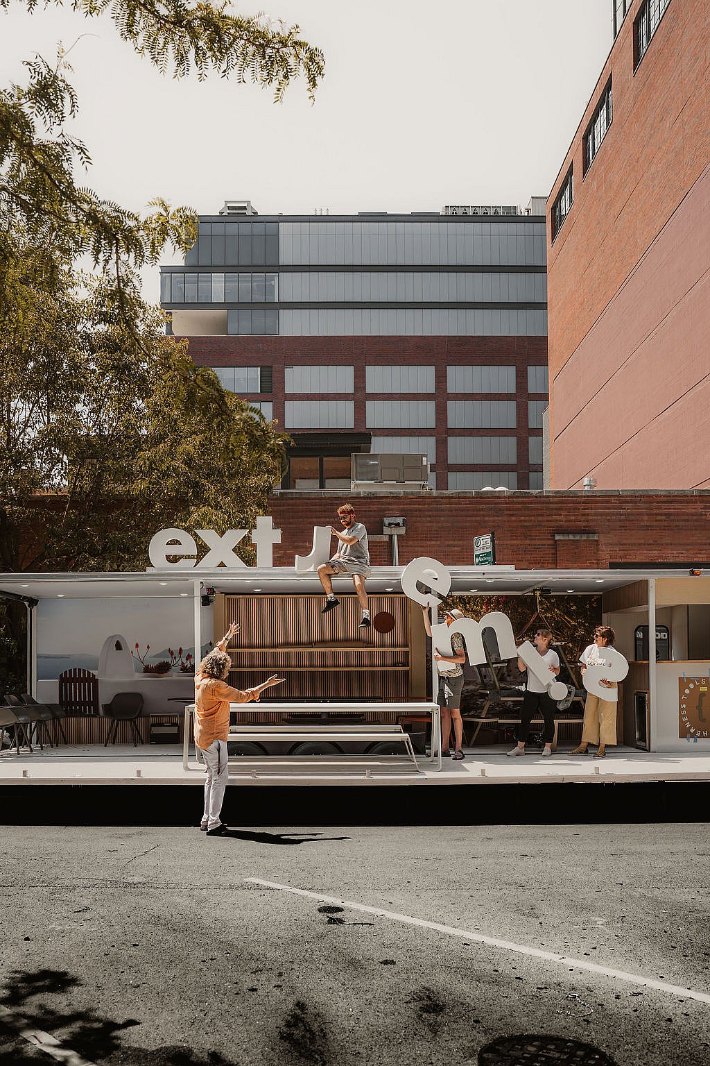 Extremis interior