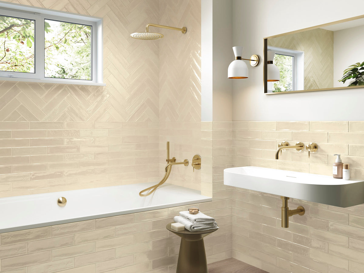 room · mud-ivory-amb-5