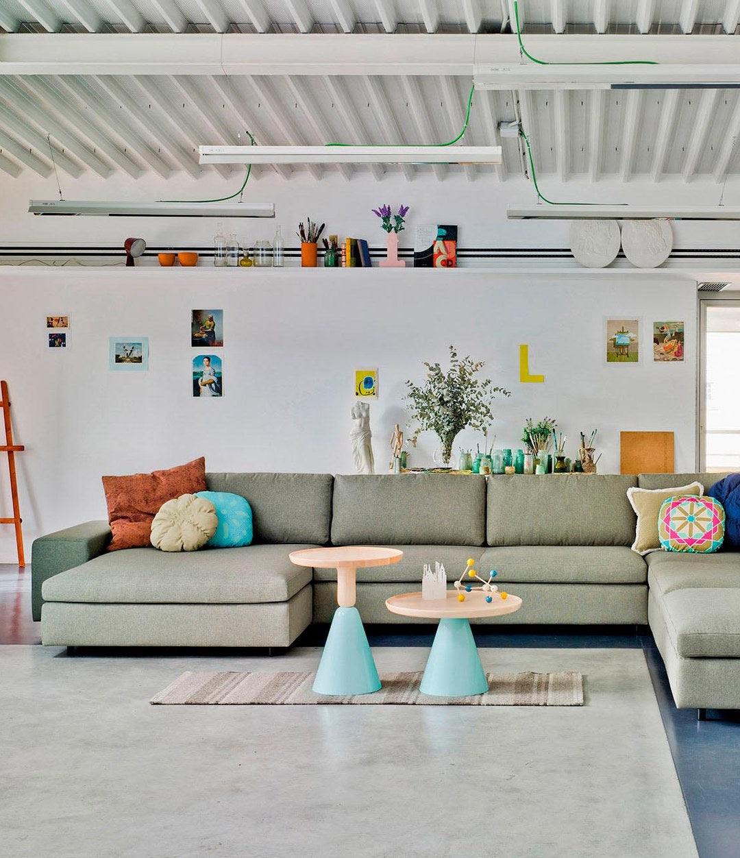 Air Modular Sofa – Module by Sancal styled in an interior – view 2 – In Dubai by WSPR