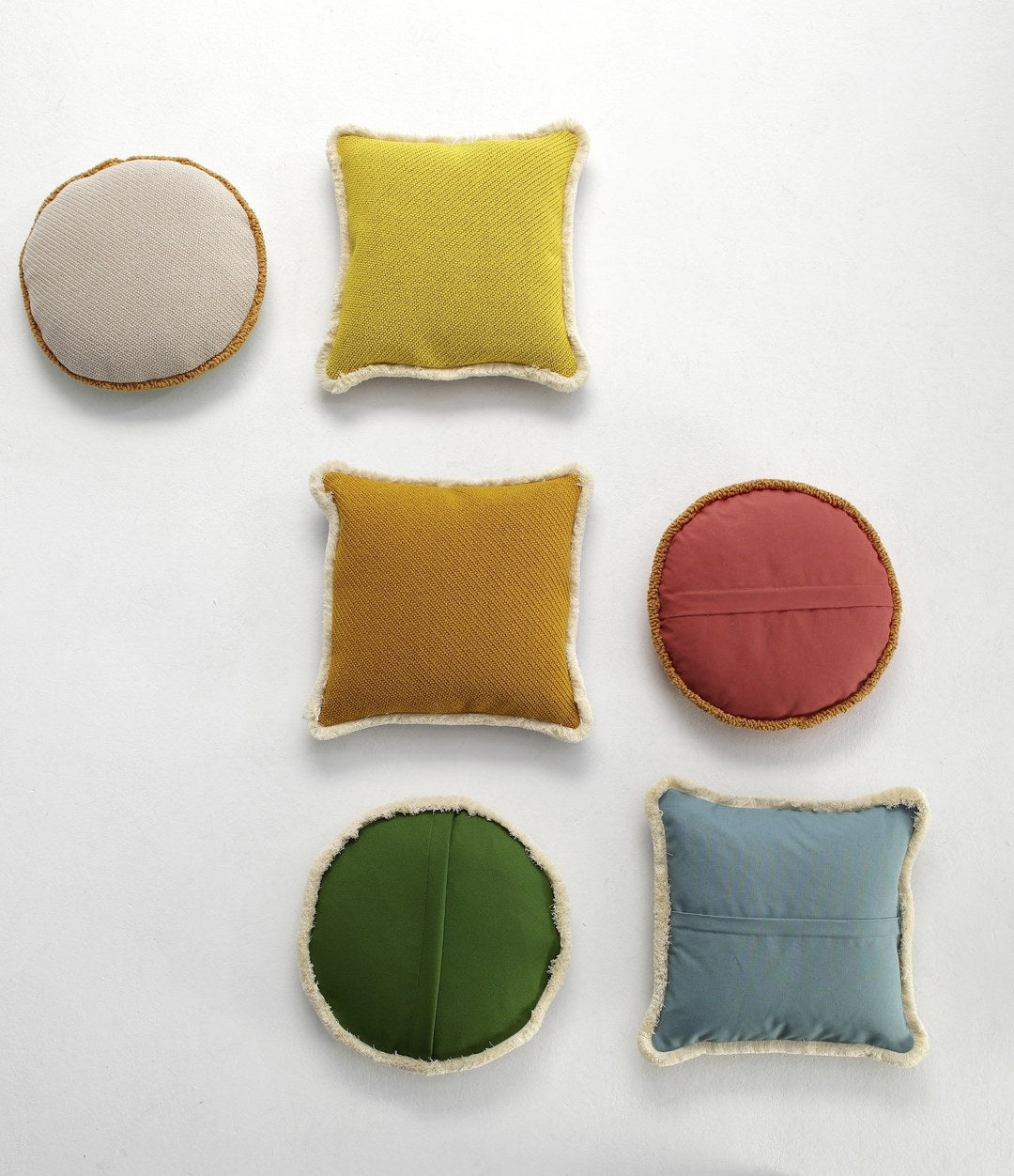 Bang! Cushion by Sancal in nine colours, reverse sides – In Dubai by WSPR