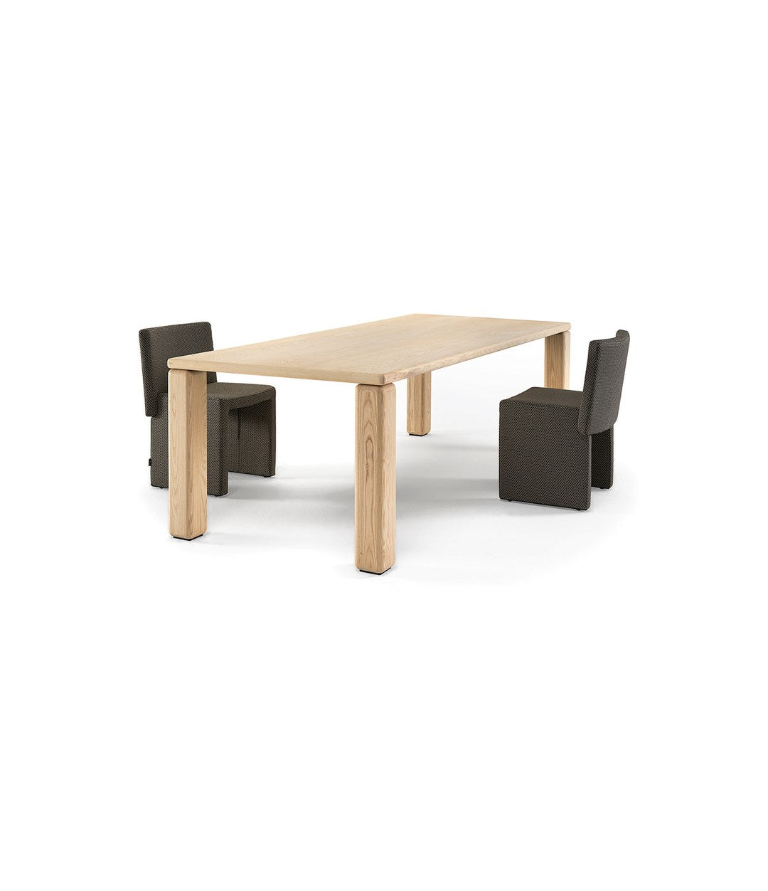 Cita Dining Table by Sancal with dark chairs – In Dubai by WSPR