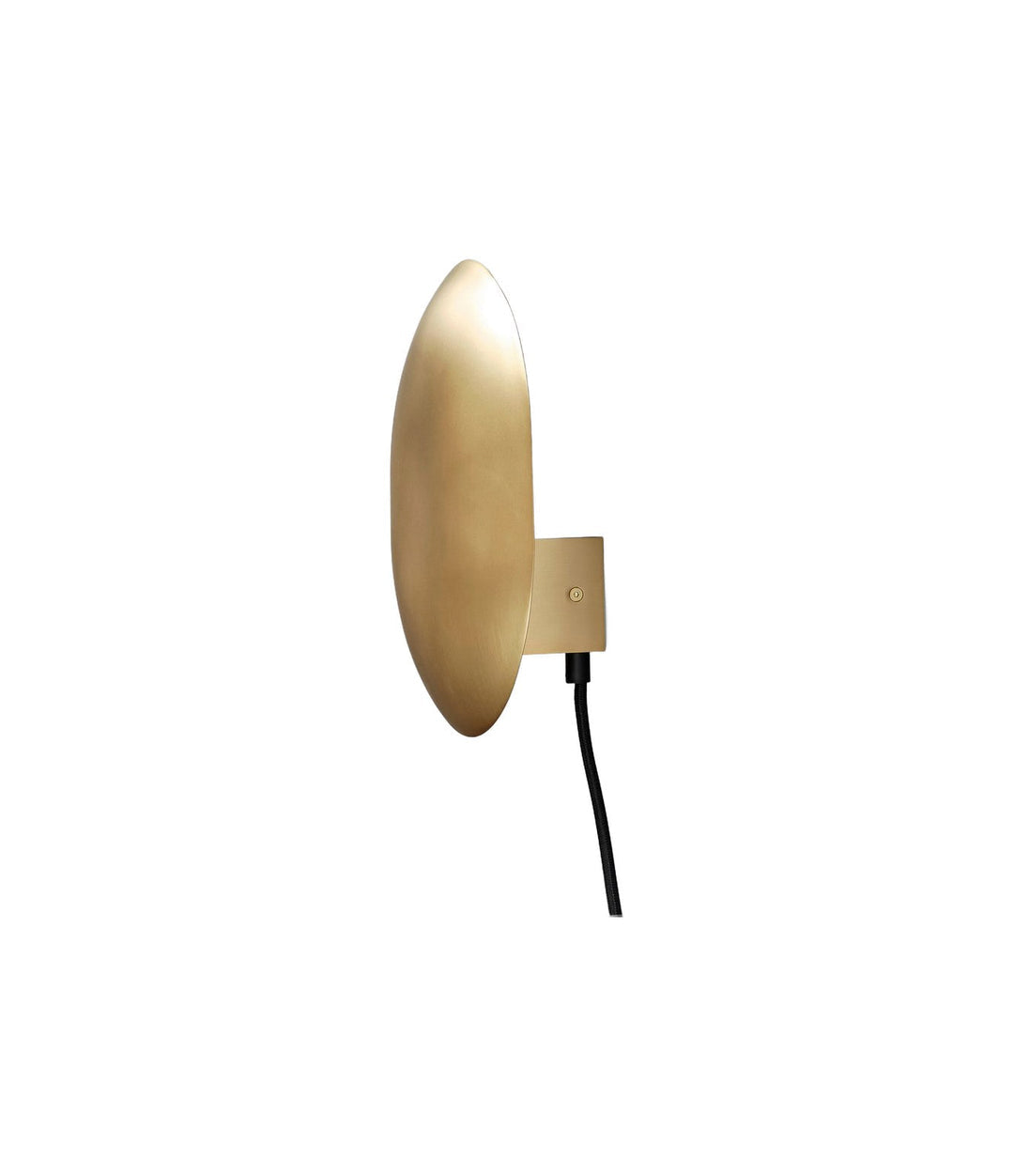 Clam Wall Lamp by 101 Copenhagen in Brass, view 2 – In Dubai by WSPR