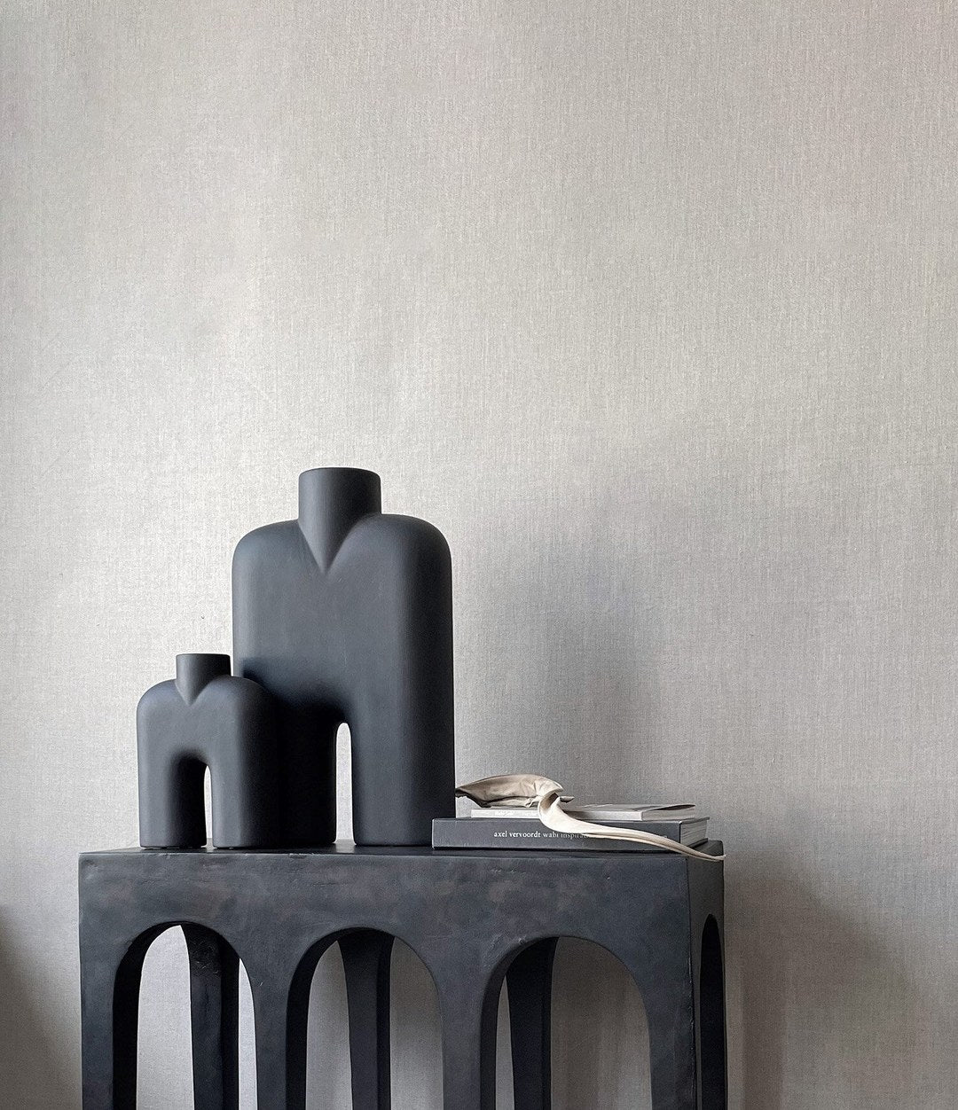 Cobra Vase Tall, Medio by 101 Copenhagen in Coffee in a styled interior – In Dubai by WSPR