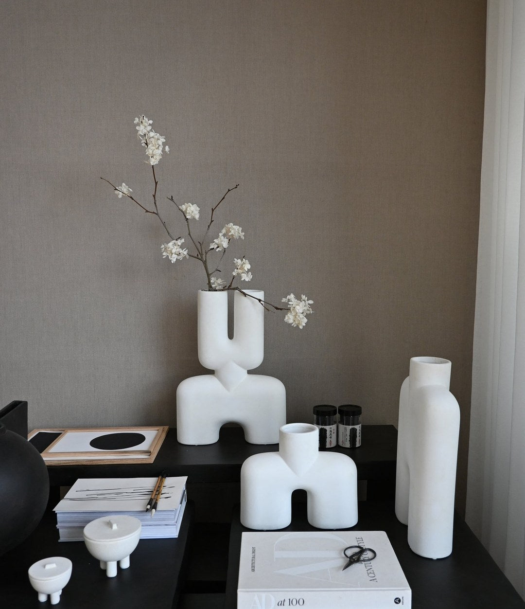 Cobra Vase Uno, Medio by 101 Copenhagen in Bone White in a styled interior – In Dubai by WSPR