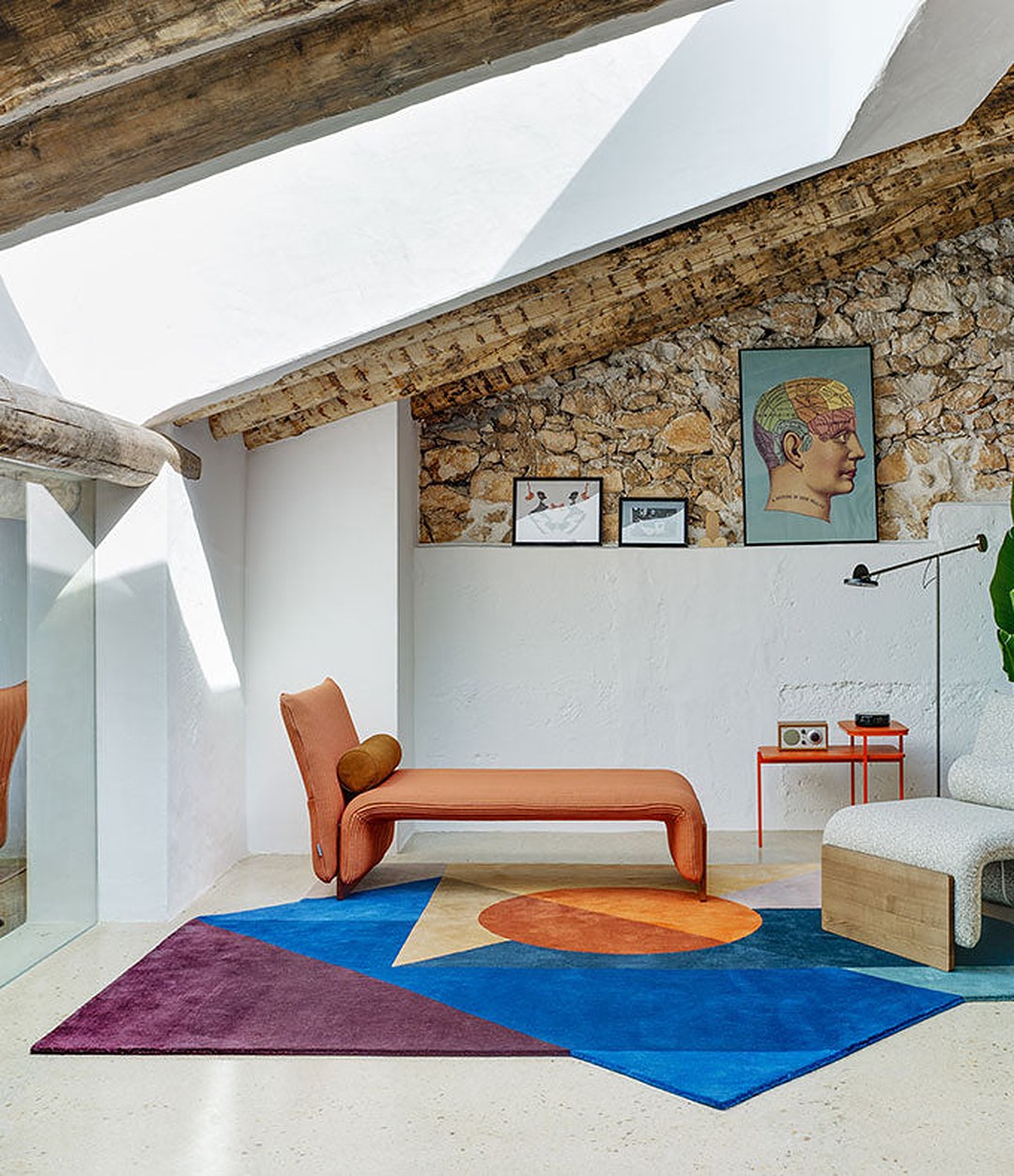 Diwan Chaise Longue by Sancal in coral in a colourful loft – In Dubai by WSPR
