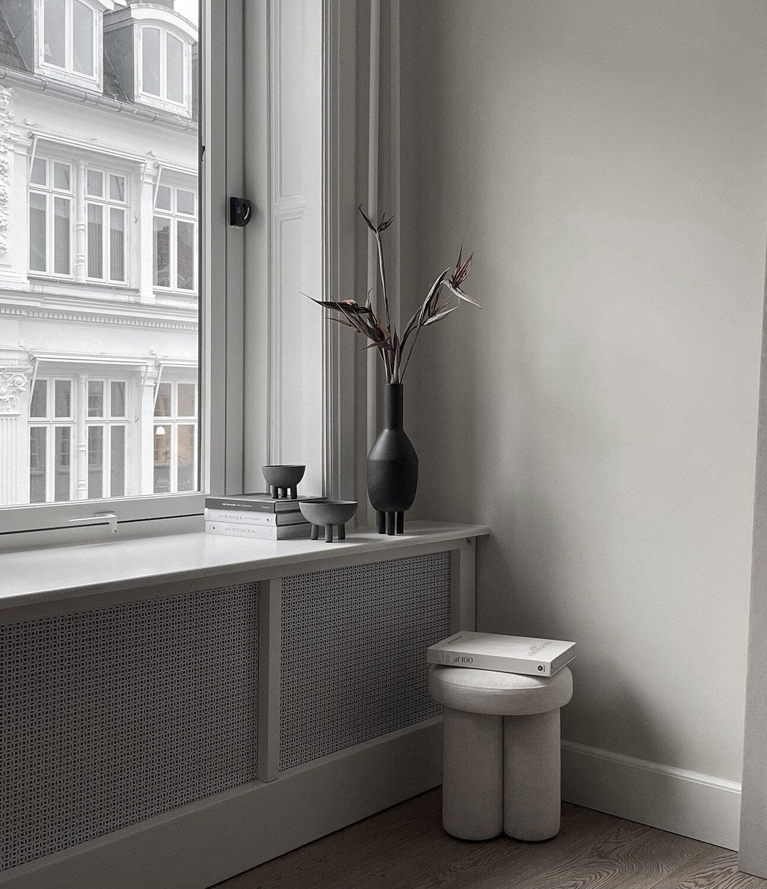 Duck Vase, Slim by 101 Copenhagen in Coffee in a styled interior – In Dubai by WSPR