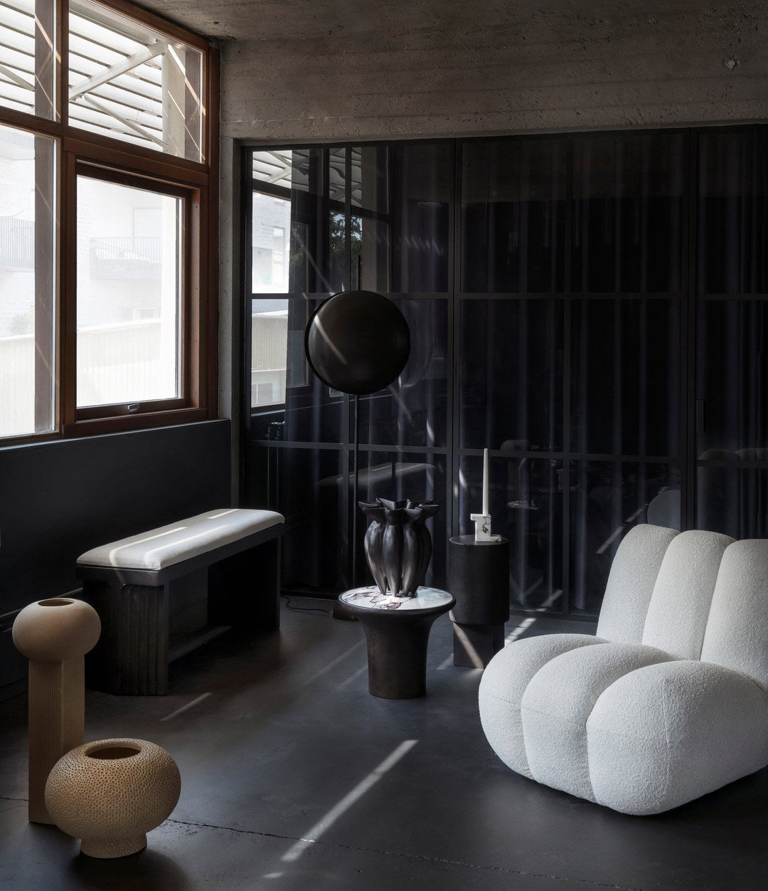 Empire Vase, Big by 101 Copenhagen in Sand in a styled interior, view 2 – In Dubai by WSPR