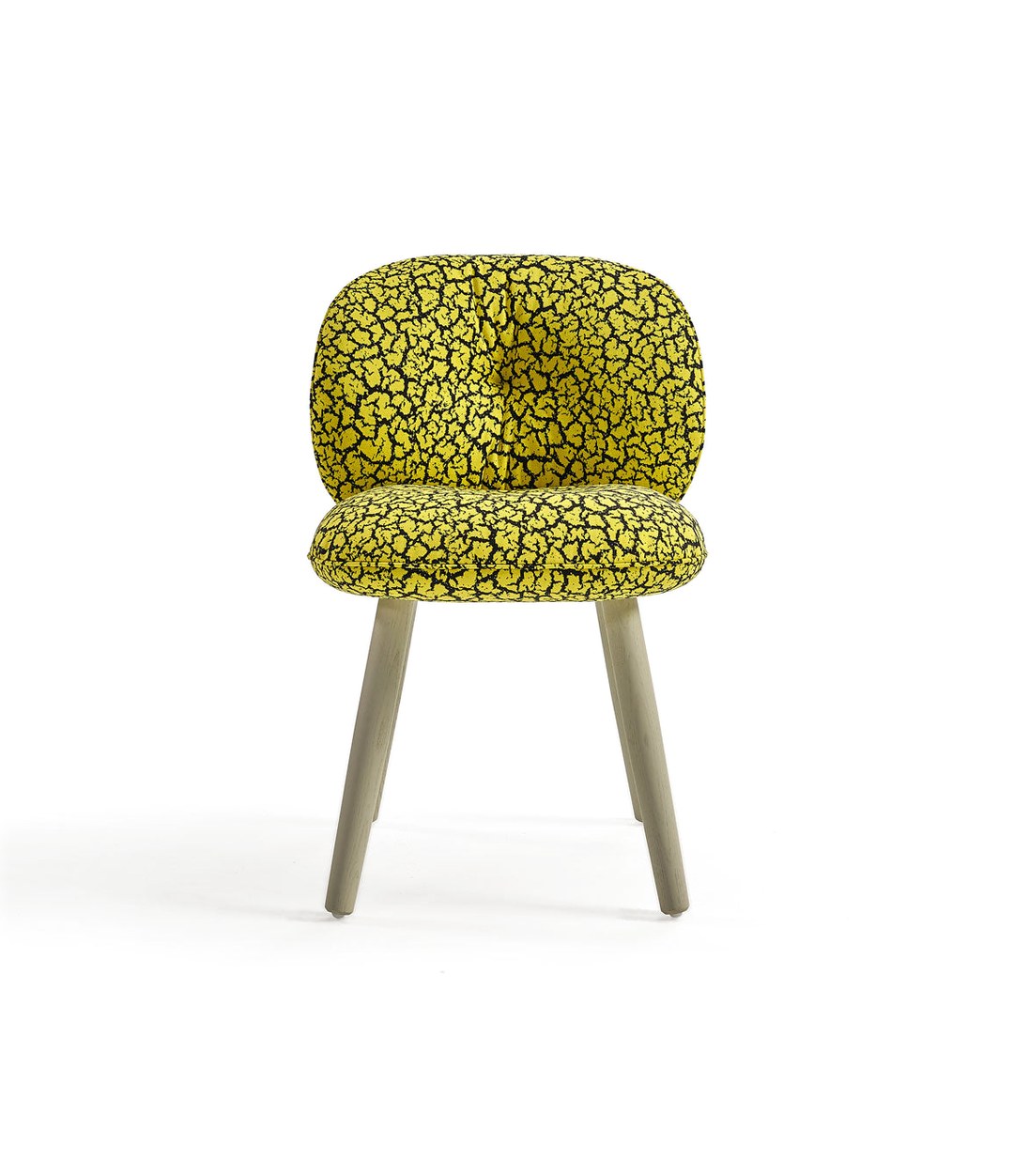 Mullit Chair by Sancal with wooden legs – In Dubai by WSPR