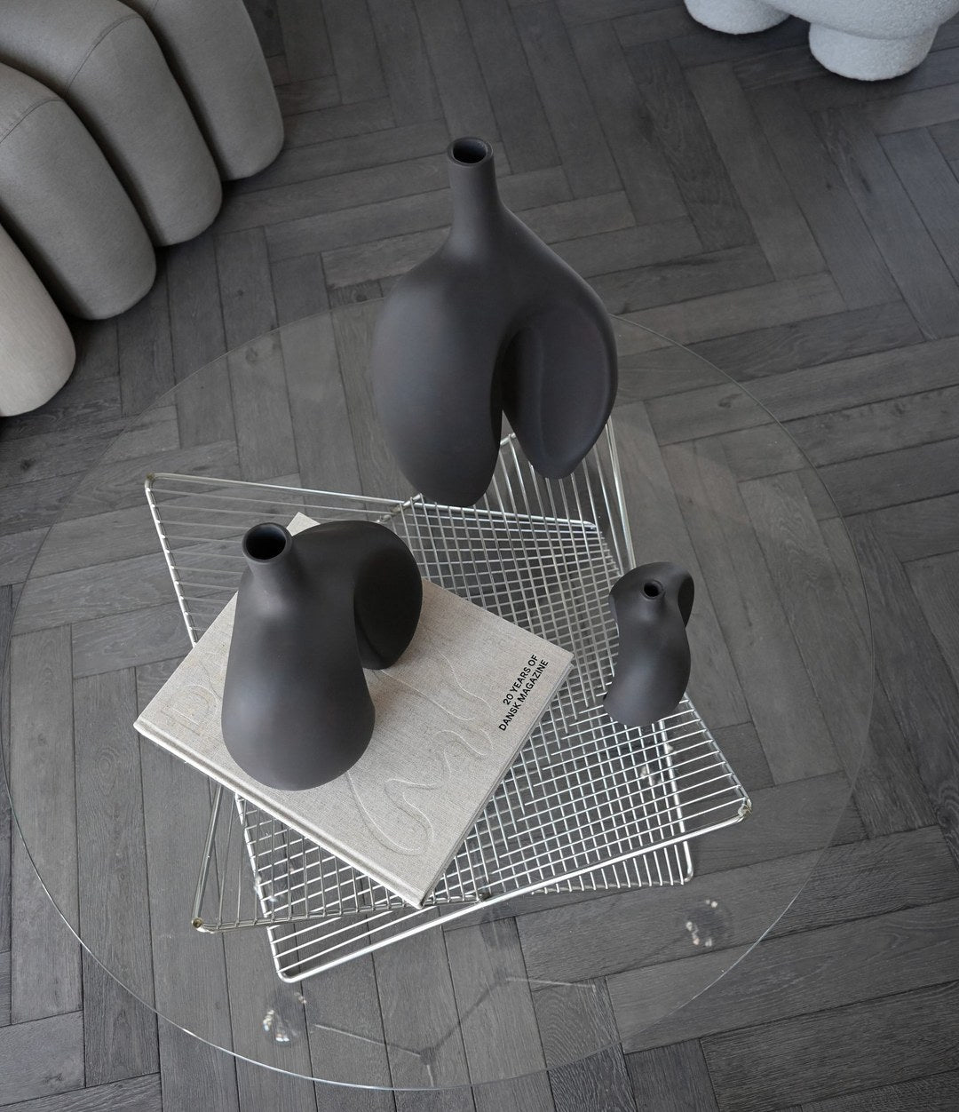 Ni Vase, Mini by 101 Copenhagen in Coffee in a styled interior, view 2 – In Dubai by WSPR