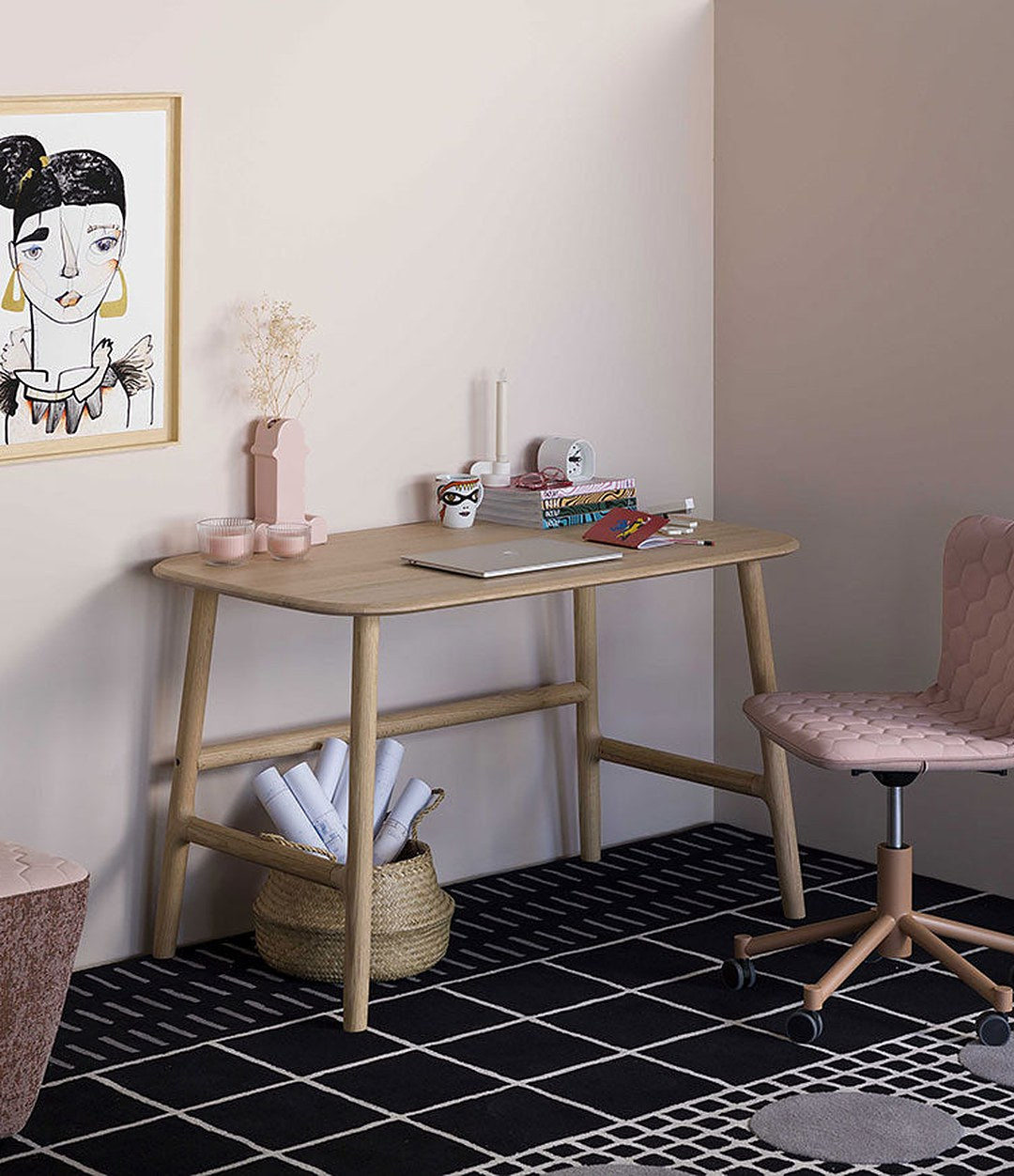 Nudo Desk by Sancal in light oak on a patterned floor – In Dubai by WSPR