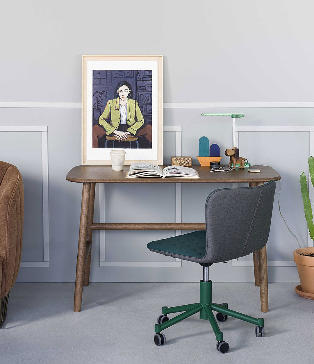 Nudo Desk by Sancal in walnut stain with a green office chair – In Dubai by WSPR