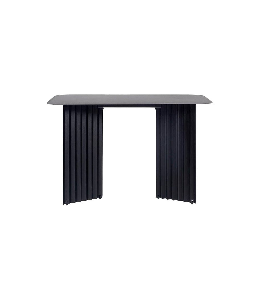 Plec Desk by RS Barcelona in Jet Black – In Dubai by WSPR