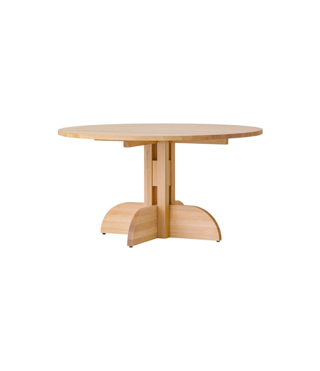 Puffin Dining Table, Round by Audo in natural oak with a solid oak top, Ø140 cm, angled view – In Dubai by WSPR
