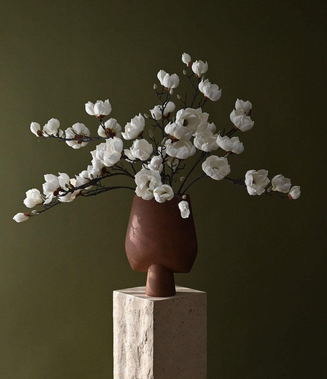 Sphere Vase Square, Big by 101 Copenhagen in Terracotta in a styled interior, view 2 – In Dubai by WSPR