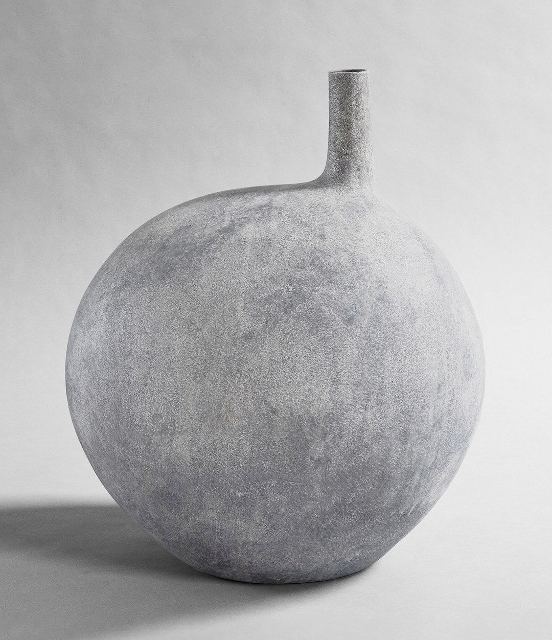Submarine Vase, Big by 101 Copenhagen in Light Grey – In Dubai by WSPR