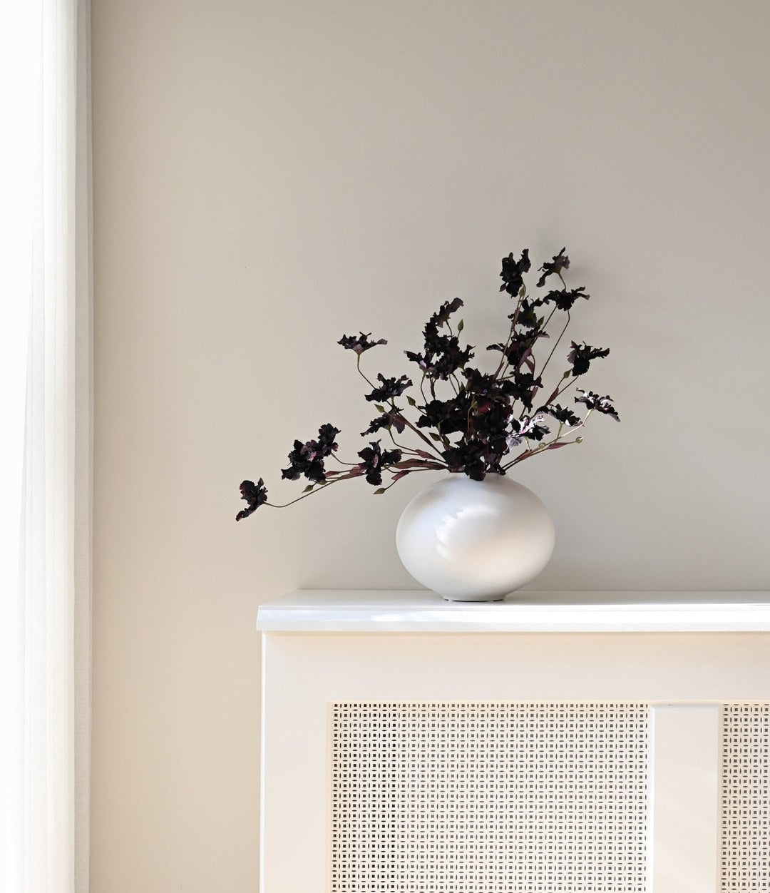 Sunao Vase Fat, Mini by 101 Copenhagen in Birch in a styled interior, view 3 – In Dubai by WSPR