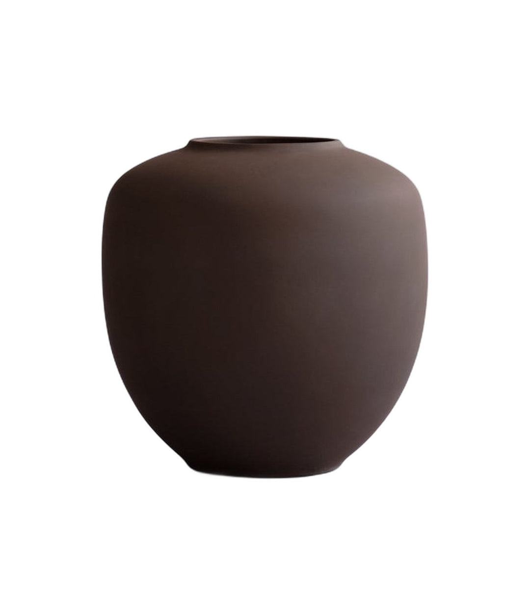 Sunao Vase, Medio by 101 Copenhagen in Chocolate Brown – In Dubai by WSPR