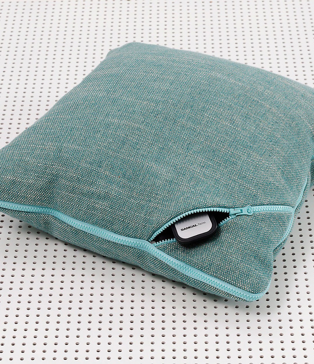 Tecno Cushion by Sancal detail of the side pouch – In Dubai by WSPR