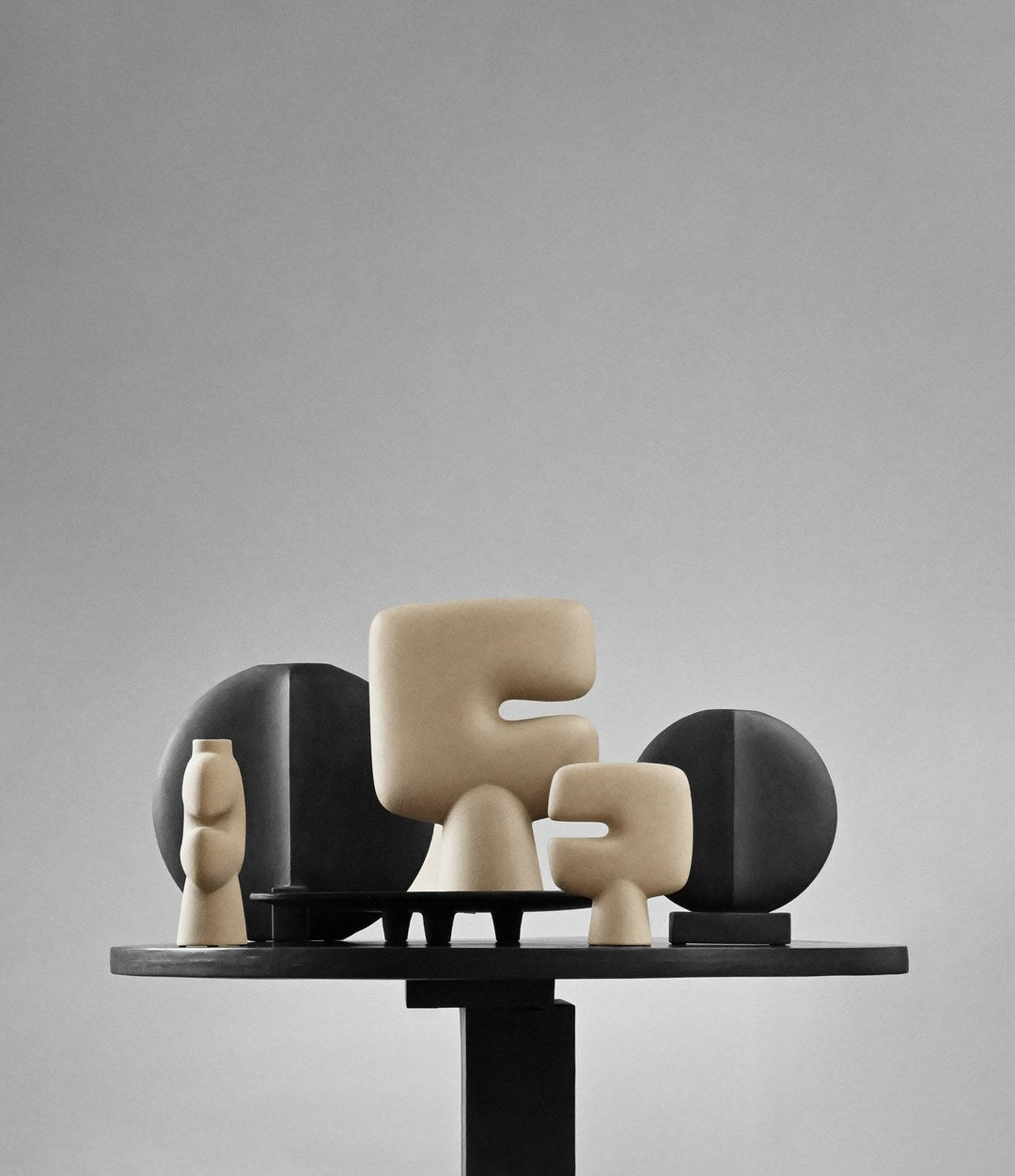 Tribal Vase, Mini by 101 Copenhagen in Sand in a styled interior, view 3 – In Dubai by WSPR