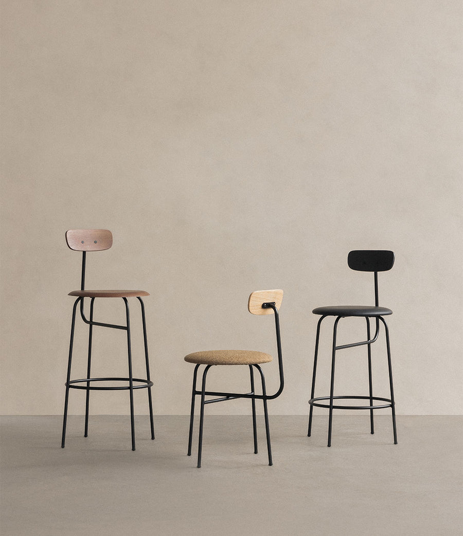 Afteroom bar chairs at a counter