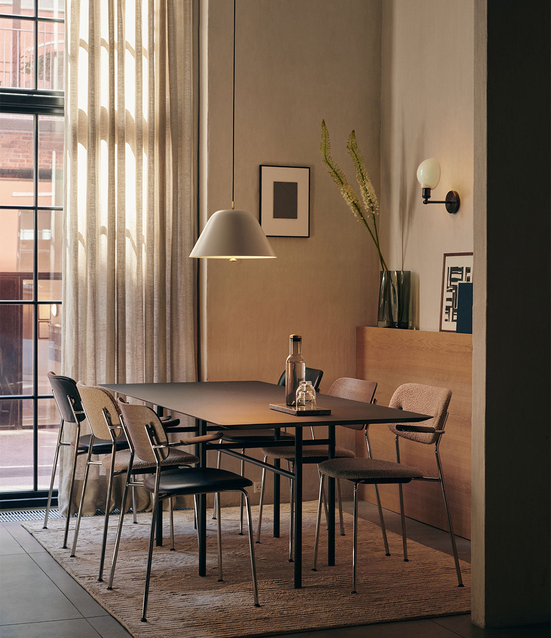 Dining room with the Snaregade dining table