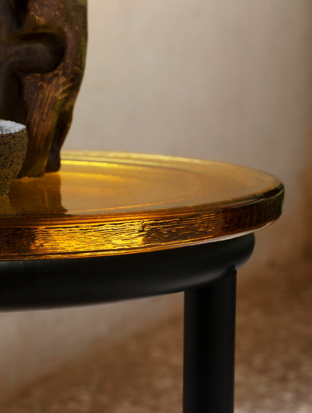 Zigo Coffee Table by Miniforms with Yellow Amber cast glass, edge detail – In Dubai by WSPR